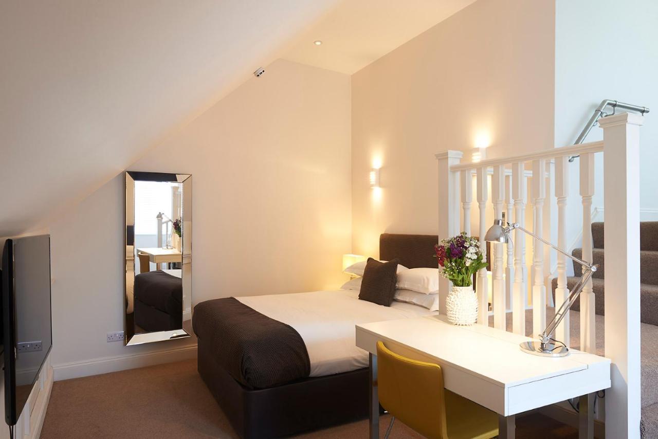 The Bell Inn Hotel Horndon-on-the-Hill Exteriér fotografie