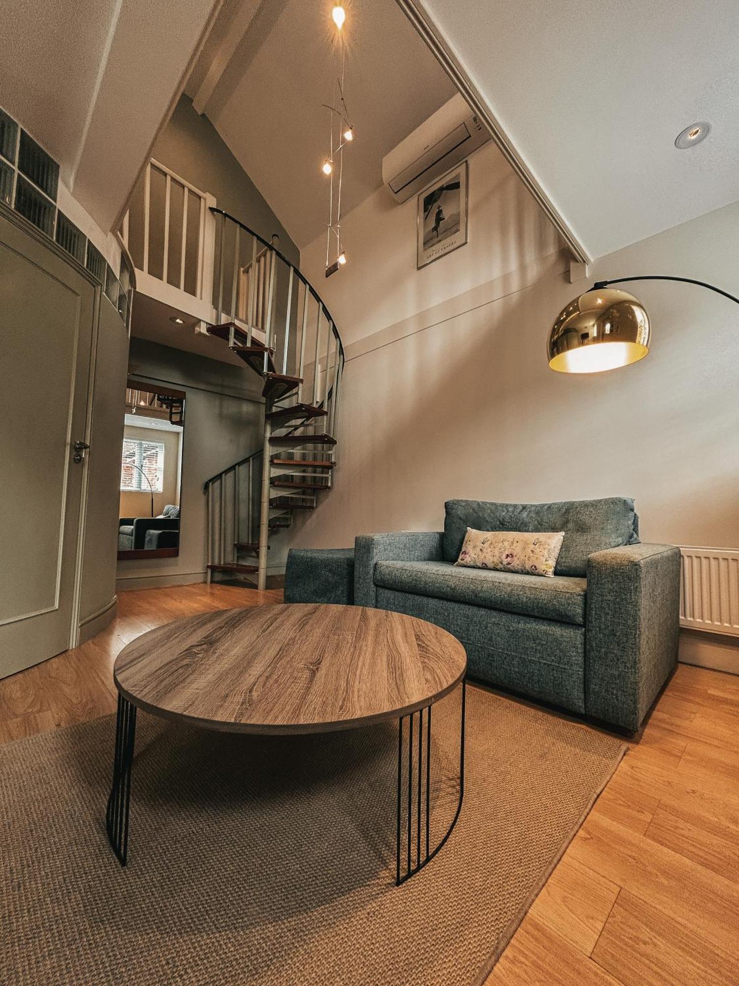 The Bell Inn Hotel Horndon-on-the-Hill Exteriér fotografie