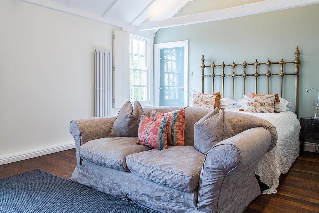The Bell Inn Hotel Horndon-on-the-Hill Exteriér fotografie